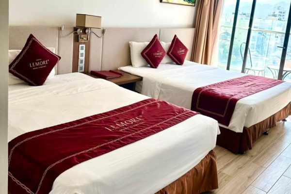 시니어 디럭스 시티뷰 쿼드 Senior Deluxe City View Quad