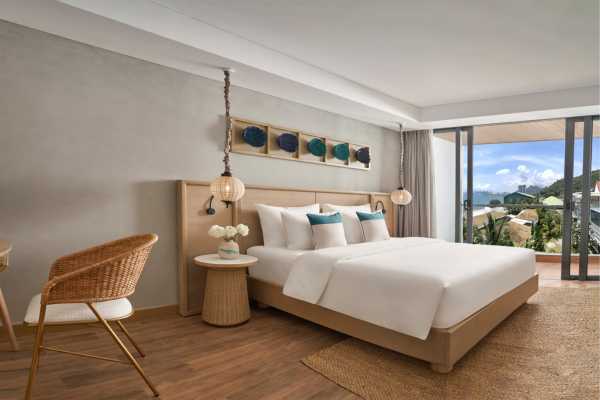 선셋 킹룸 (Sunset King Room)