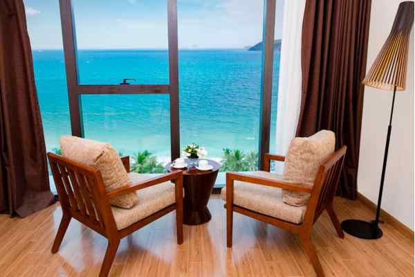 럭셔리 패밀리 커넥팅 비치프런트 (Luxury Family Connecting Beachfront)