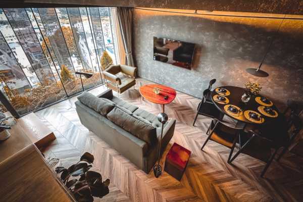 패밀리 펜트하우스 (Family Penthouse)