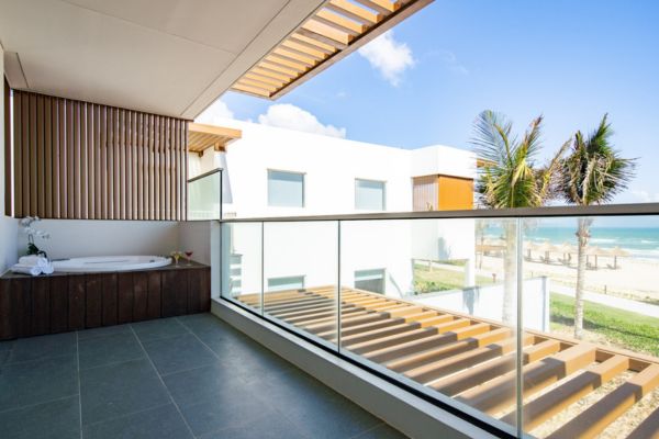 2베드룸-스위트-파빌리온-위드-테라스-비치-프론트-2-bedrooms-suite-pavilion-with-terrace-beach-front