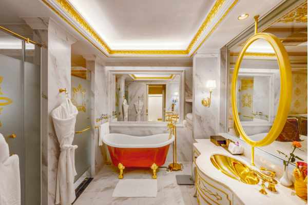 로얄-럭셔리-킹룸-royal-luxury-king-room
