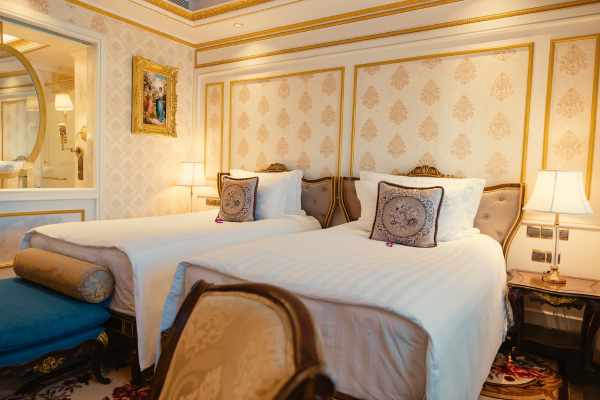 로얄-슈페리어-트윈룸-royal-superior-twin-room
