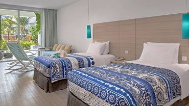 슈페리어 풀 액세스 트윈룸(Superior with Pool Access Twin Room)