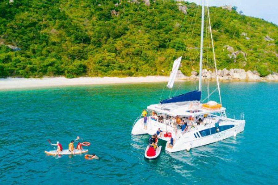 나트랑 럭셔리 프라이빗 요트 투어(데이)