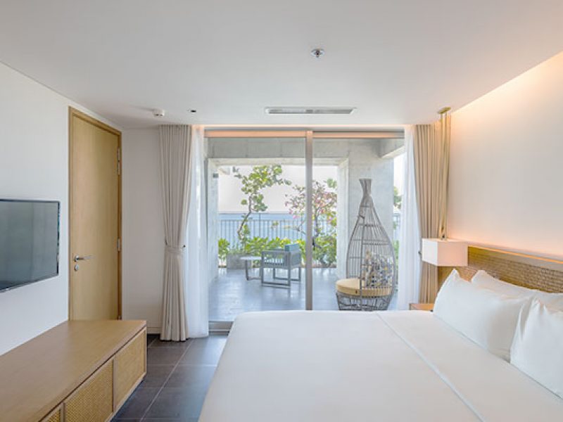 1베드룸 럭셔리 오션프론트 아파트먼트 위드 발코니(One Bedroom Luxury Ocean Front Apartment with Balcony)