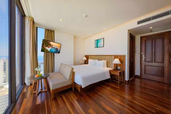 프리미어 파셜 씨뷰 더블 (Premier Partial Sea View Double)