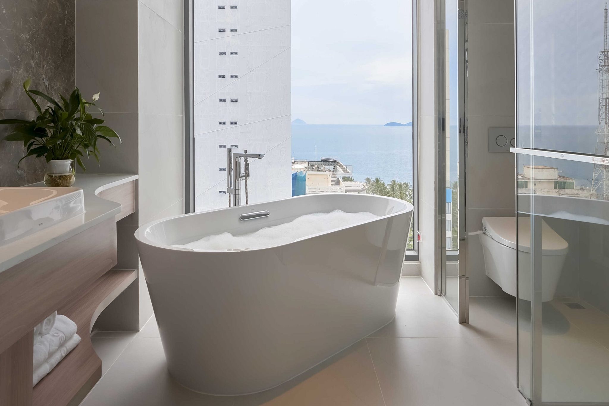 프레지던트-스위트-씨뷰president-suite-sea-view