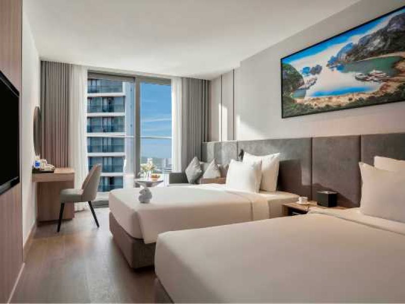 디럭스 트윈 시티뷰(Deluxe Twin City View)