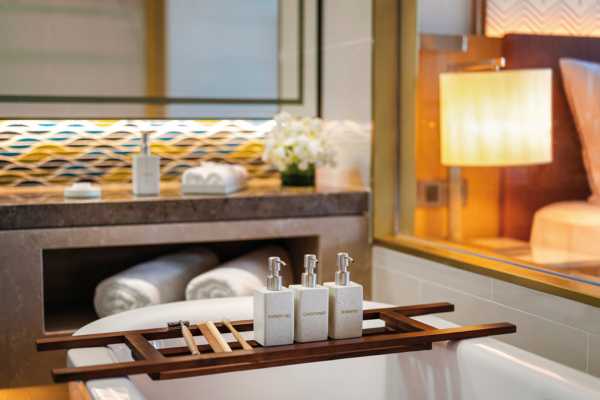 씨뷰 주니어 스위트 킹 (Seaview Junior Suite King)