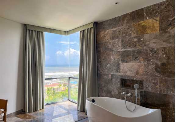 디럭스 킹룸 오션뷰 (Deluxe King Room Ocean View)