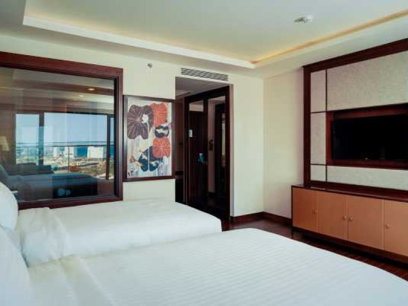 디럭스 트윈 (Deluxe Twin)