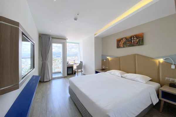 시니어 이그제큐티브 더블 (Senior Executive Double)