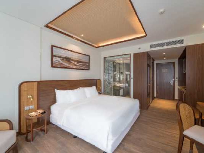 디럭스 킹 가든뷰 (Deluxe King Garden View)