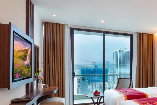 그랜드-디럭스-발코니-파티셜-씨뷰-트윈-grand-deluxe-balcony-partial-sea-view-twin