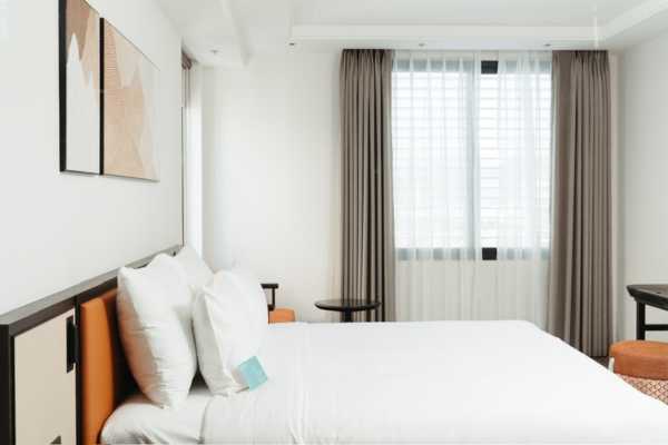 프리미어 디럭스 킹 (Premier Deluxe King)